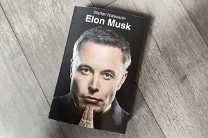 Elon Musk by Walter Isaacson 